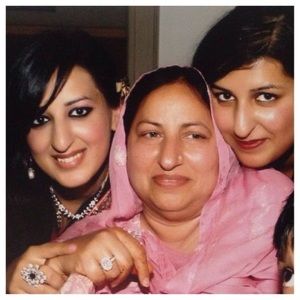 Meet your Posher, Aneela